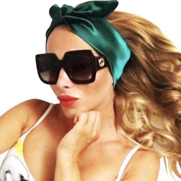 GUCCI black oversized square glitter sunglasses - Picture 2 of 7